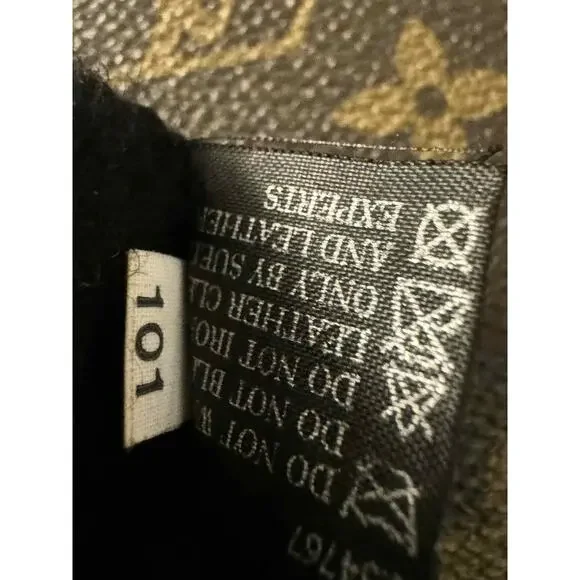 Prada Lambskin Gloves - Picture 15 of 16